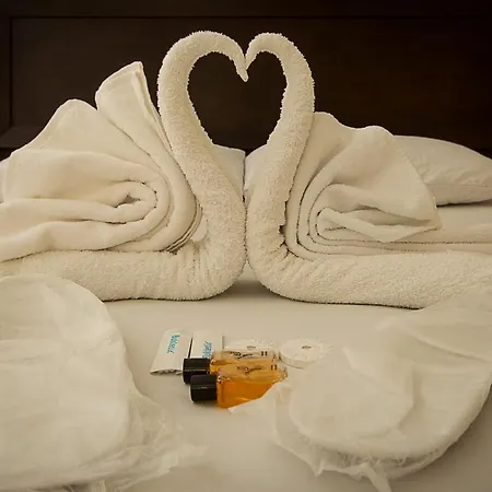 Ξενοδοχείο 22 *